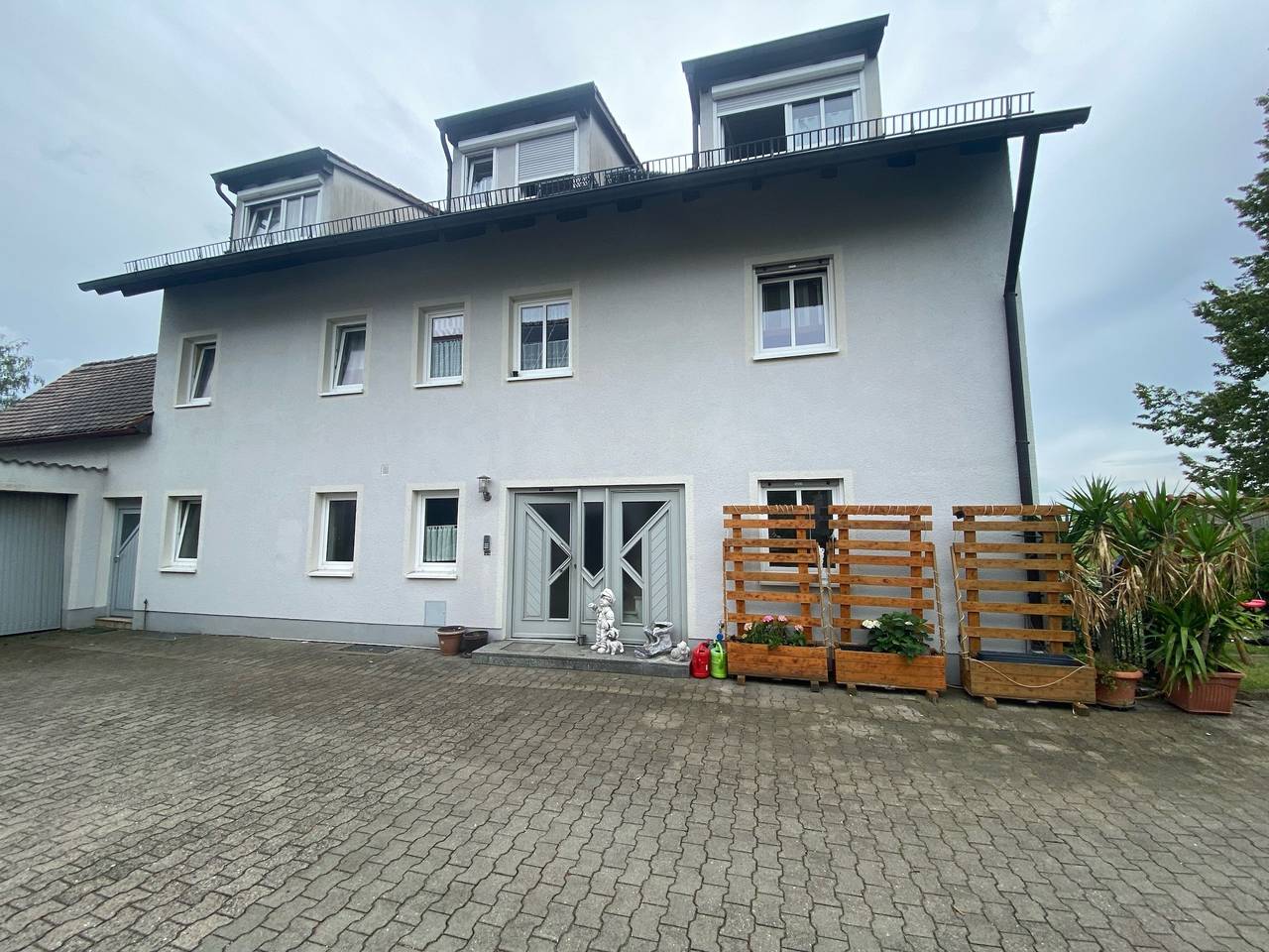 Ganze Wohnung, Ferienwohnung 'Wohner' mit privatem Garten, Balkon und Wlan in Petersaurach, Romantische Straße