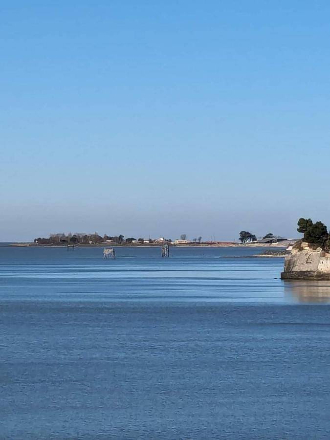 Location de vacances pour 4 personnes, avec terrasse à Saint-Laurent-de-la-Prée - 2