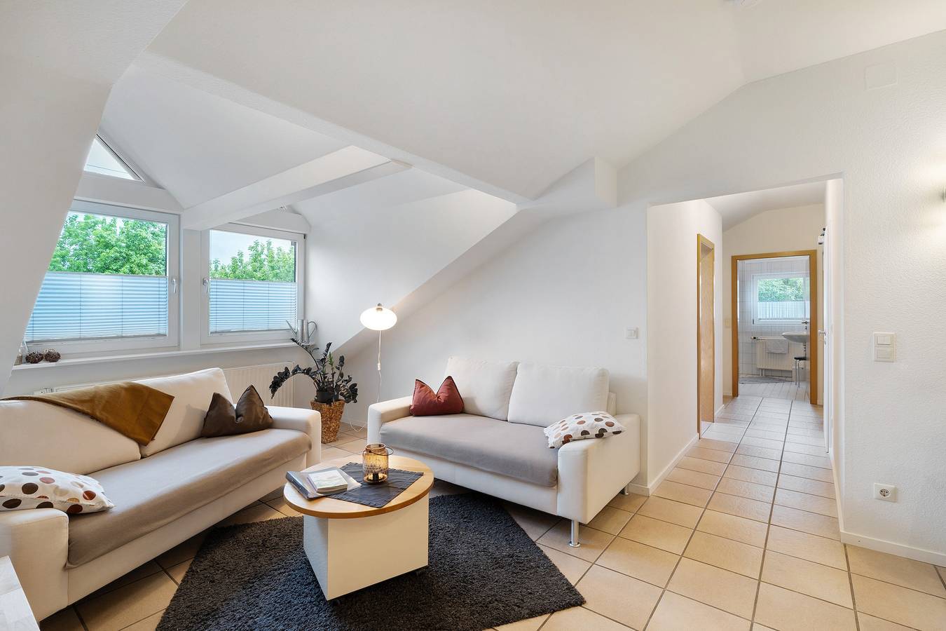 Ganze Wohnung, Ferienwohnung 'Weingut Geiler - Neucastell' mit Gemeinschaftsgarten und Wlan in Ilbesheim bei Landau in der Pfalz, Südliche Weinstraße