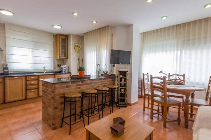 Apartamento de vacaciones para 5 personas, con balcón - 1