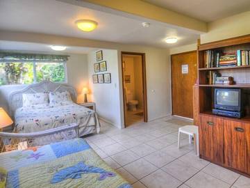 Holiday Home for 16 People in Hilo, Island of Hawaii, Photo 2