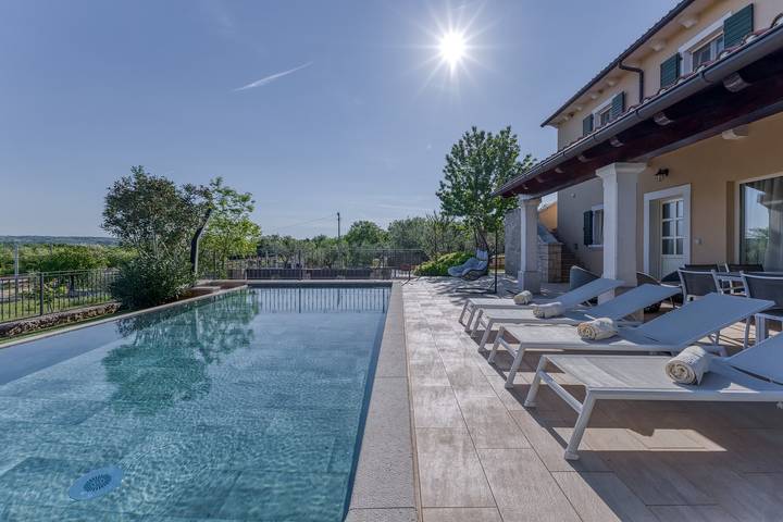 Ferienhaus mit Meerblick für 8 Personen, mit Garten und Pool in Istrien - 3