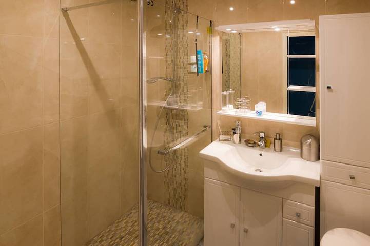 Gîte pour 4 personnes, avec jardin et piscine dans Saint-Roch - 4