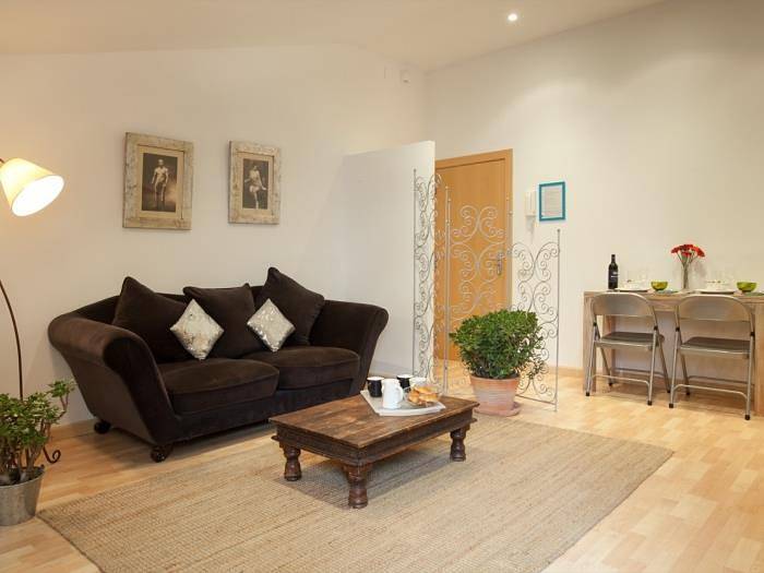 Entire holiday apartment, Homenfun Barcelona Montjuic in Barcelona Centre, Barcelona