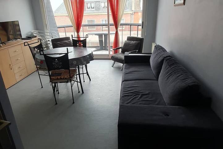 Apartamento entero, \"Les Avocettes\" 430 m walk from the beach and 2 minutes from the center. in Fort-Mahon-Plage, Región de Abbeville