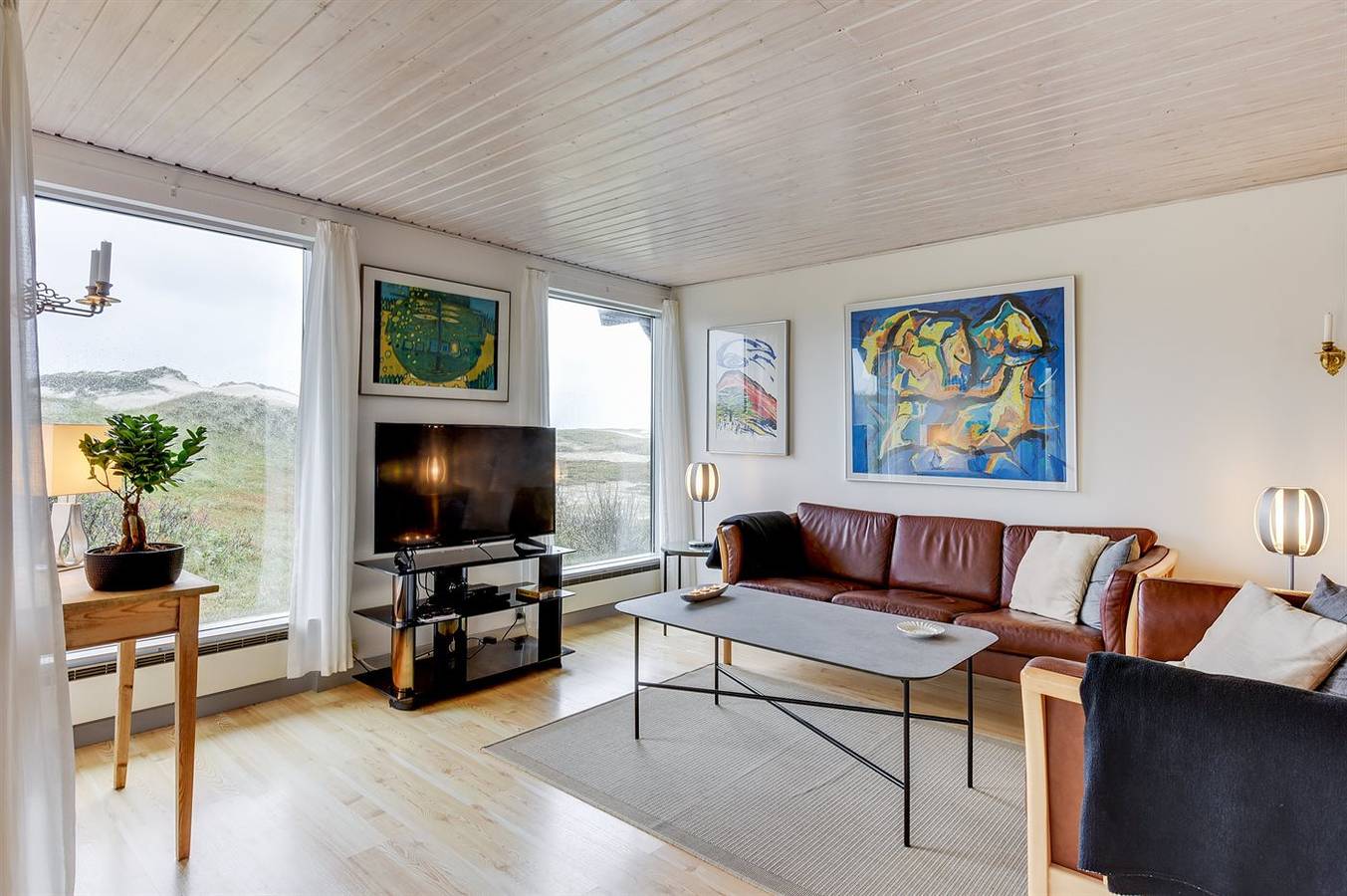 Nice home in Ringkøbing w/ 4 Bedrooms, Sauna and Wifi in Søndervig, Holmsland Klit