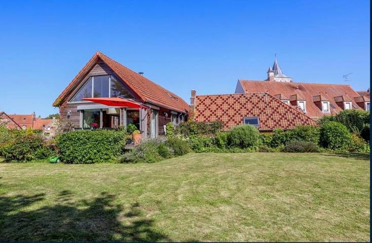 Chambre d’hôte pour 2 personnes, avec Terrasse ainsi que Jardin et Vue à Ardres