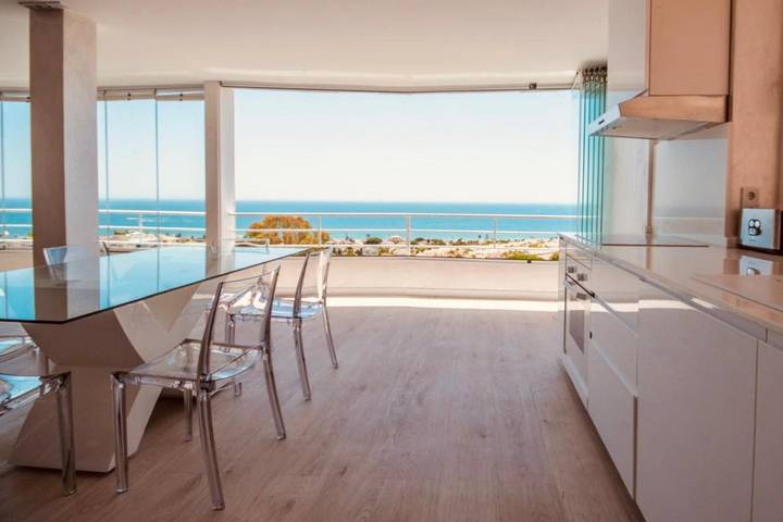 Village para 4 personas, con Balcón y Jacuzzi además de Terraza y Jardín en Costa del Sol