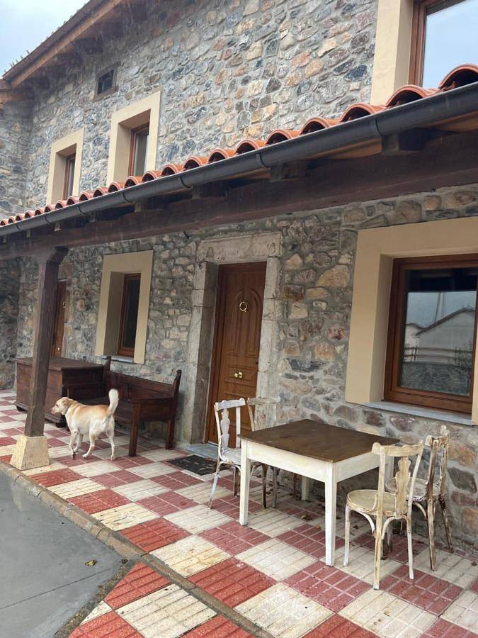 Casa rural para 6 personas, con vistas y jardín, Se admiten mascotas en Boca de Huérgano - 2