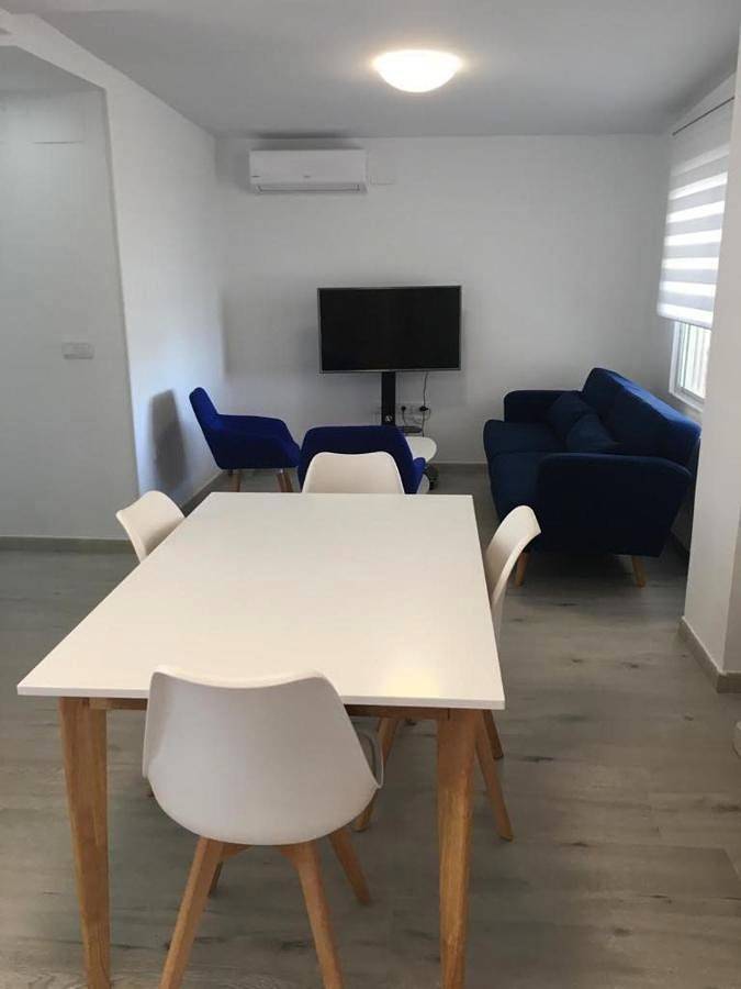 Location de vacances pour 9 personnes, avec vue ainsi que vue sur le lac et jardin à Burriana - 4