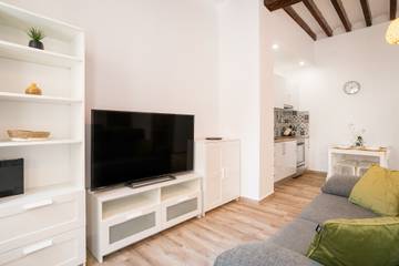 Apartment for 4 People in El Barrio, Alicante, Photo 4