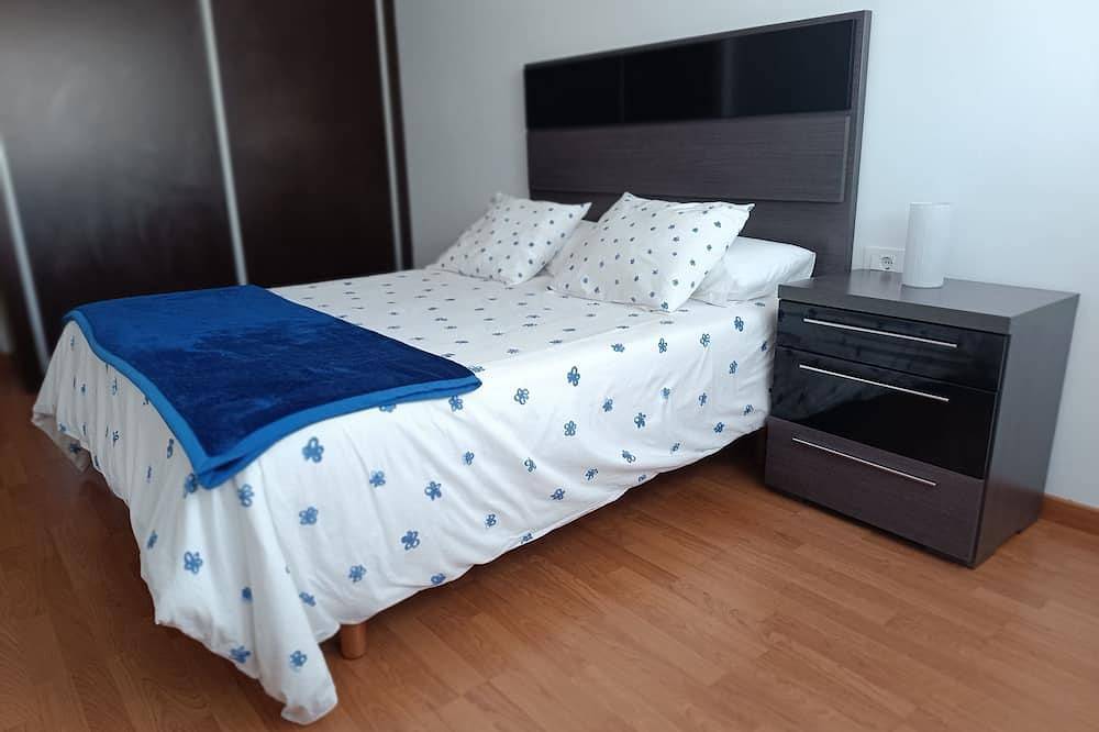 Apartamento entero, Piso familiar en Ordes próximo al camino inglés in Órdenes, Provincia de La Coruña