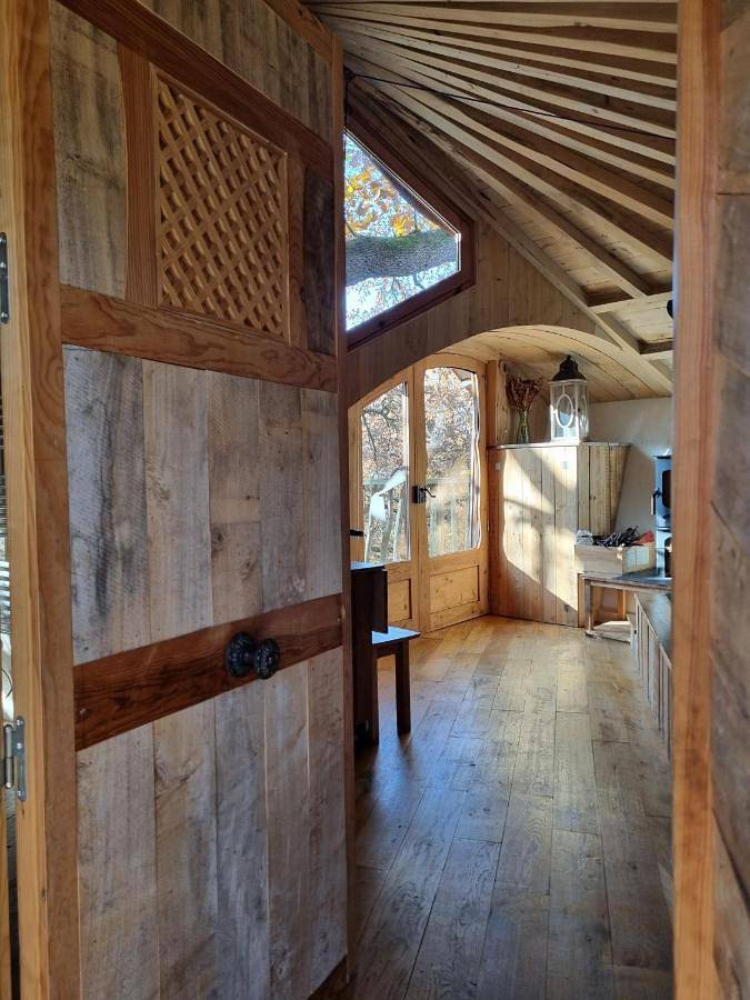 Gîte pour 4 personnes, avec jardin et piscine ainsi que sauna et vue à L'Isle-Bouzon - 4