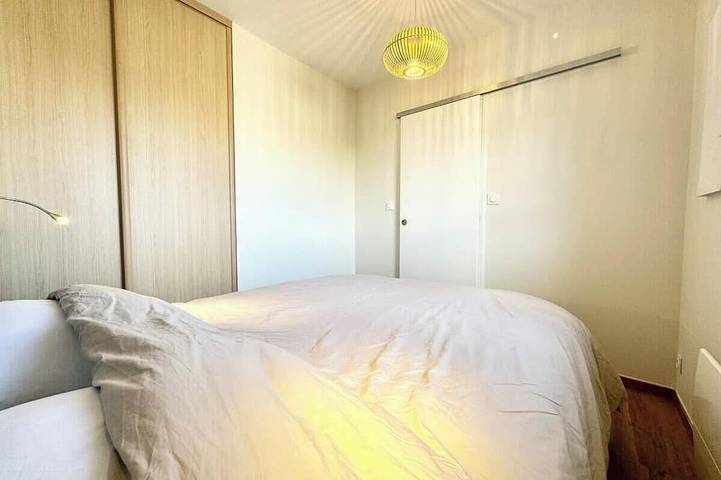 Gîte pour 4 personnes, avec balcon dans Plage du Courégant - 4