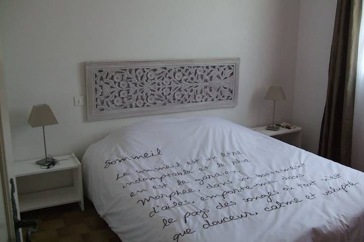 Location de vacances pour 8 personnes, avec terrasse et jardin à Vers-Pont-du-Gard - 3