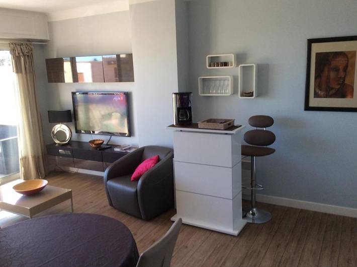 Ferienwohnung für 4 Personen, mit Ausblick und Terrasse in Vence - 4