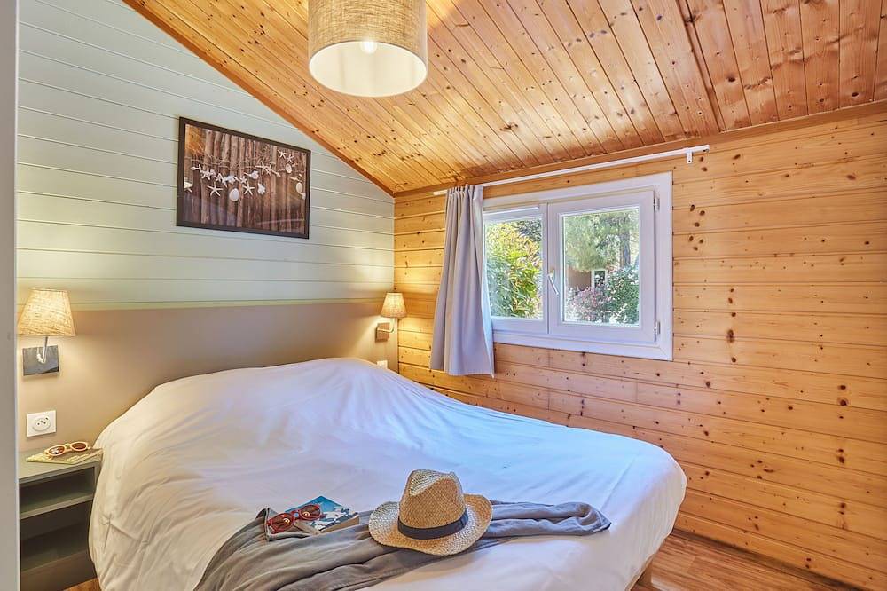 Confortable | Accès Piscine Extérieure in Aubagne, Région de Marseille