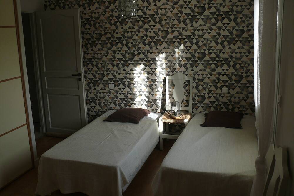 Villa 170 m² sur 1 hectare, calme absolu,  piscine, 15 mns des plages in Saubrigues, Région de Dax