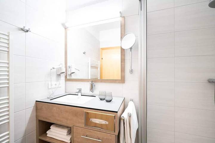Maison d’hôte pour 2 personnes, avec piscine et jardin ainsi que sauna et jacuzzi à Radenthein - 4