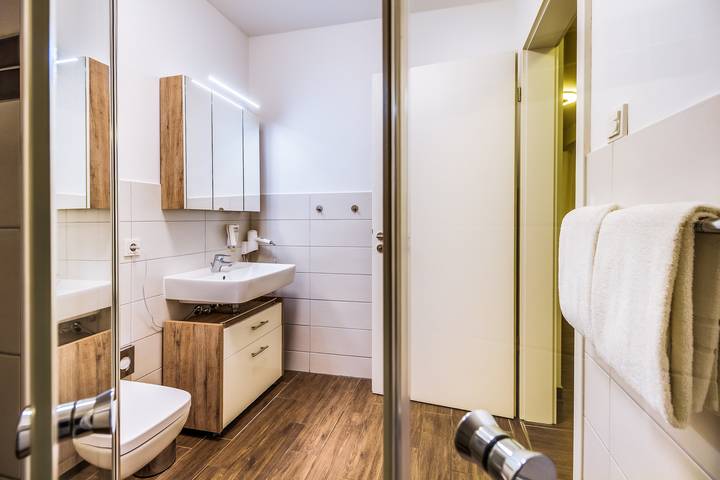 Hütte für 6 Personen, mit Balkon und Terrasse sowie Sauna und Ausblick in Sachsen - 4