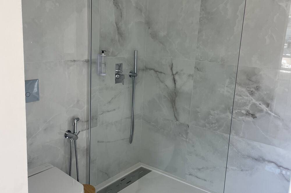 Duas Quintas-areal T1 Varanda in Guimarães, Braga Distrikt