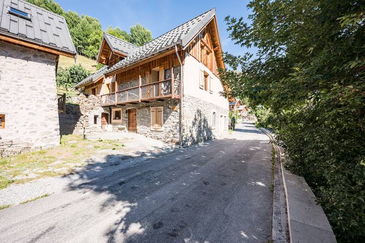 Chalet pour 14 personnes, avec jardin - 1