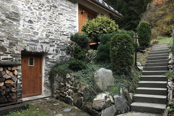 Chalet pour 8 personnes, avec Terrasse et Jardin