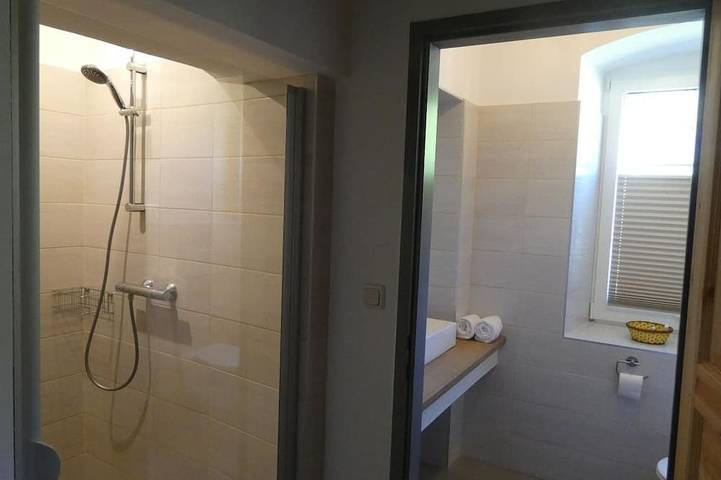 Ganze Wohnung, Komfortables Appartement (50 qm) mit 2 Schlafzimmern in Mostviertel