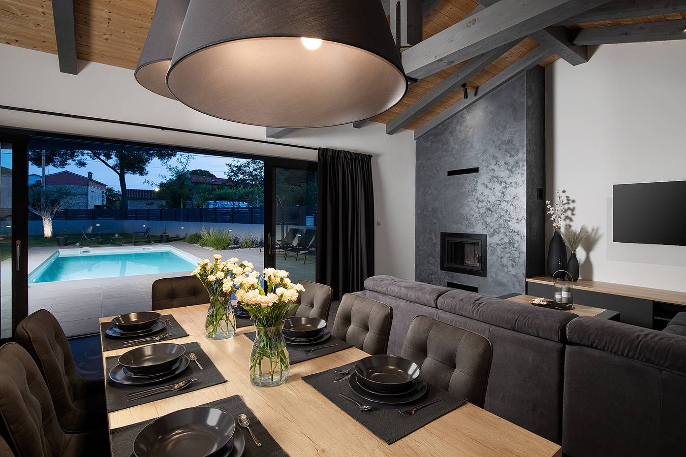 Charmante Villa mit Pool in der Nähe des Stadtzentrums von Muntic in Muntic, Südküste Istrien