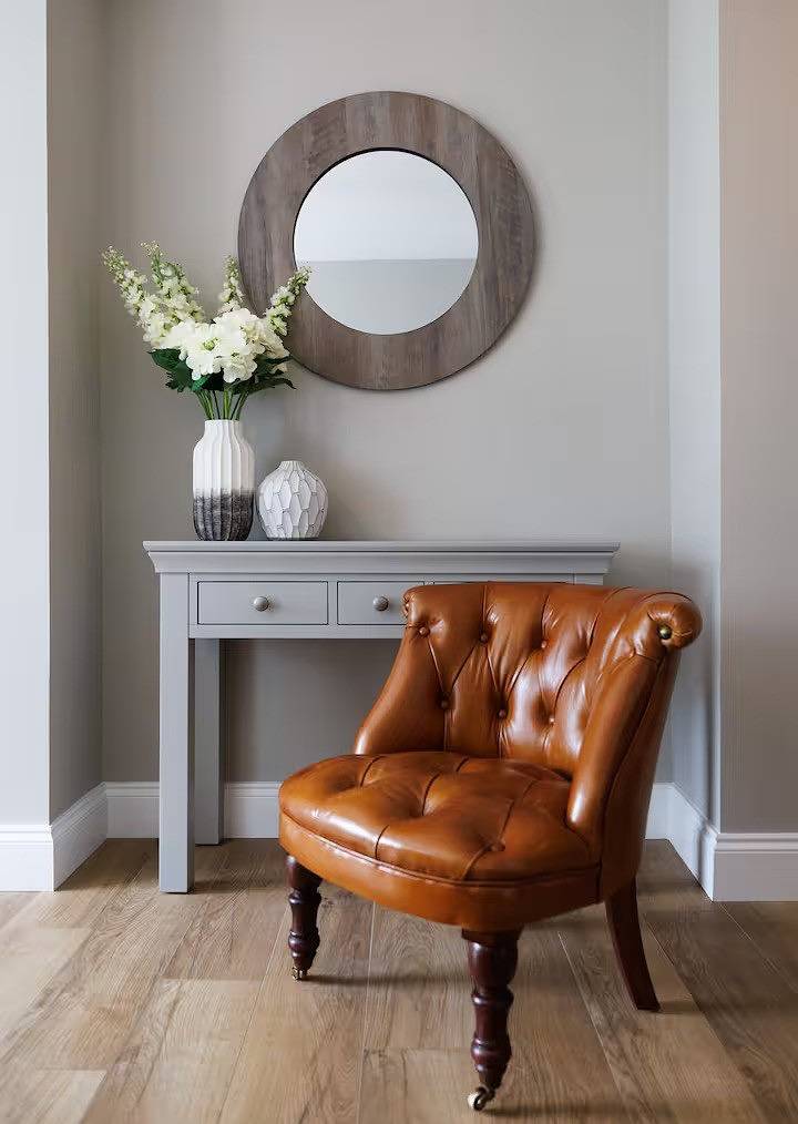 Entire holiday apartment, Stylish 3-Bed Apartment in the Heritage Quarter in Dunfermline, Fife region