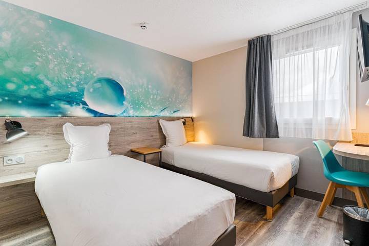 Hôtel pour 2 personnes, avec terrasse à Chambray-lès-Tours - 3