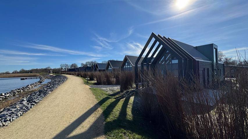 Vakantiehuis voor 8 personen, met balkon en tuin in Enkhuizen