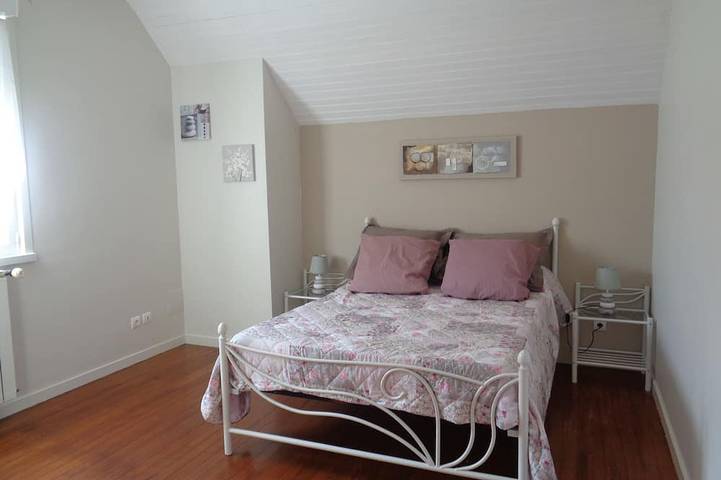 Location de vacances pour 6 personnes, avec jardin et piscine ainsi que terrasse et jacuzzi à Monein - 2