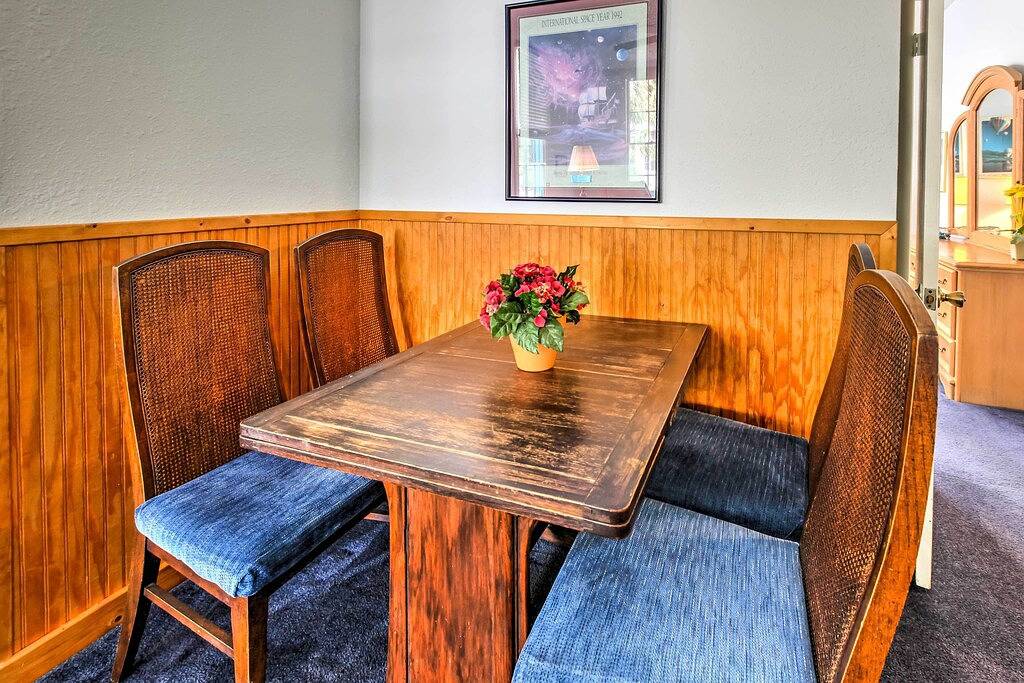 Ganze Wohnung, Lavish Galveston Apartment - 6 Blocks zum Strand! in Galveston Island, Galveston