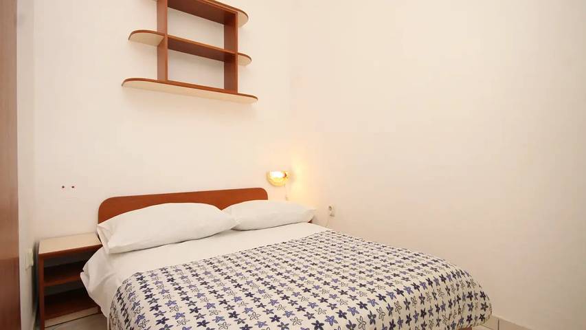 Ferienwohnung für 4 Personen, mit Terrasse auf Vis - 3