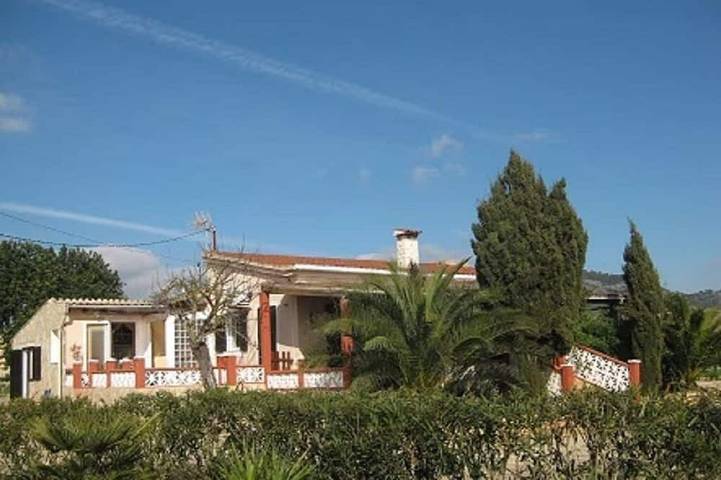 Villa for 8 people, with pool - 1