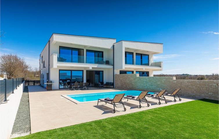 Ferienhaus für 9 Personen in Burići