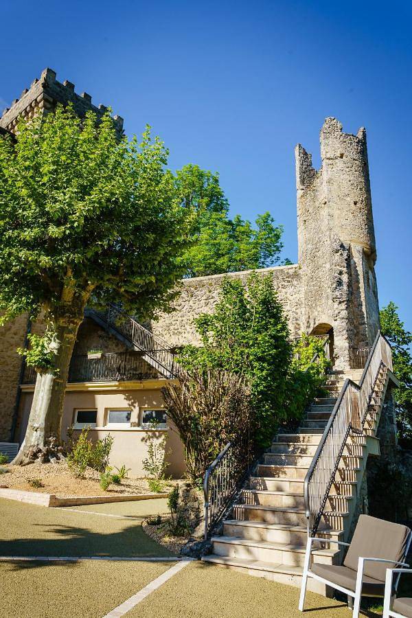 Gîte pour 2 personnes, avec Terrasse et Jacuzzi ainsi que Jardin et Piscine à Saint-Just-de-Claix - 4