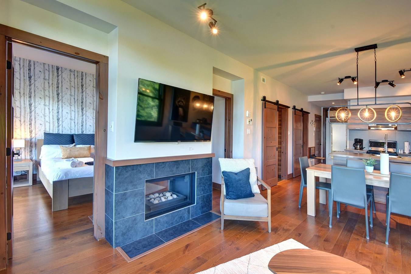 Apartamento entero, Lake Resort Suite  Views   Amenities in Lac-Supérieur, Quebec