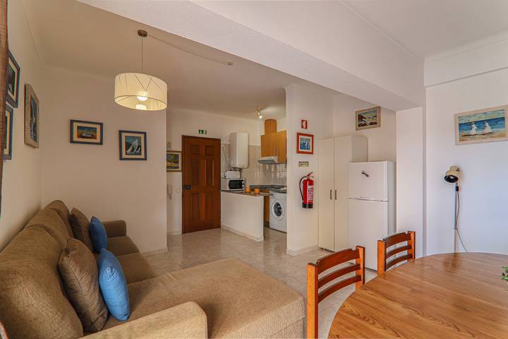 Ganze Wohnung, Apt. Torre Sol 107 – direkt am Strand, Klimaanlage & Pool in Armação de Pêra (costa), Armação de Pera