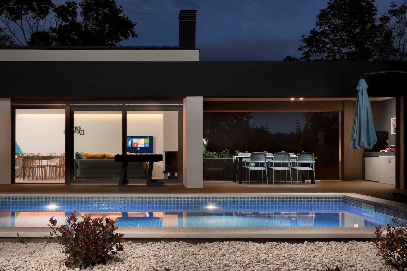 Beautiful Villa Linea near the sea with private pool! in Southcoast Istria