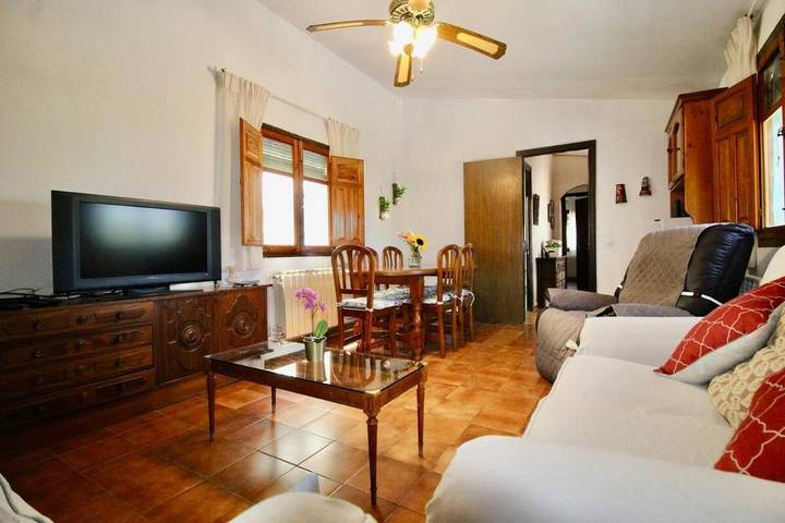 Casa rural para 10 personas, con Terraza y Jardín además de Piscina y Vistas en Fuentelespino de Haro - 4