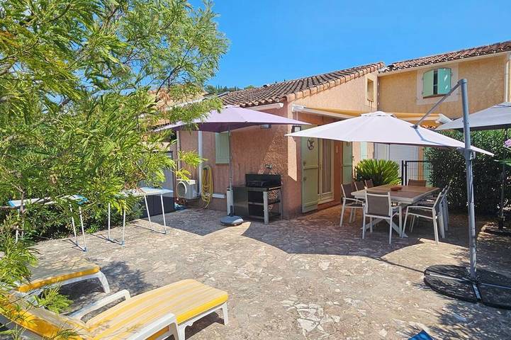 Maison de vacances pour 4 personnes, avec piscine et terrasse à Auribeau-sur-Siagne