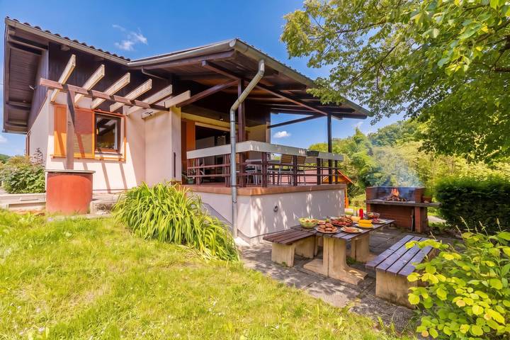 Ferienhaus für 3 Personen, mit Terrasse und Kinderpool - 1
