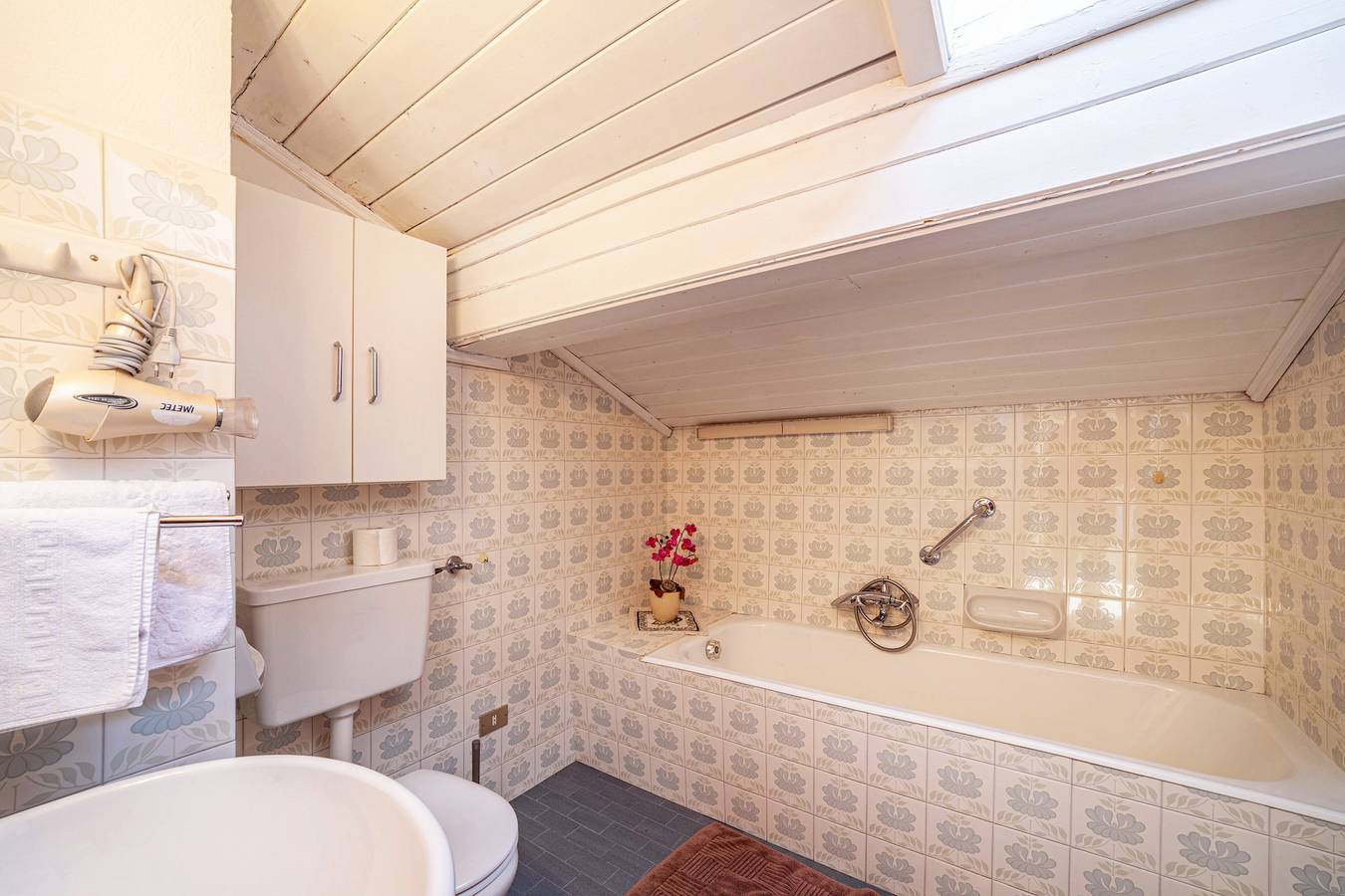 Appartement "Adang Ferienwohnung Mutspitz" met Bergzicht, Tuin & Wi-Fi, foto 12