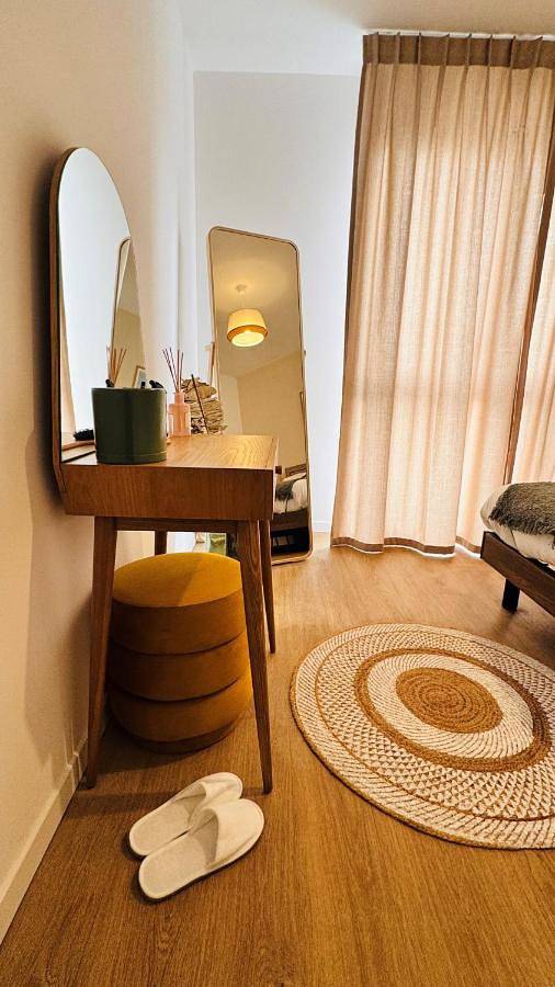 Two-Bedroom Deluxe Apartment with Balcony in Plaisir (Yvelines), Yvelines