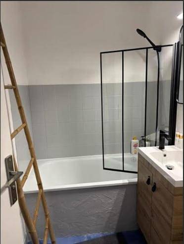 Gîte pour 4 personnes, avec vue ainsi que terrasse et piscine dans Office De Tourisme De Canet En Roussillon - 2