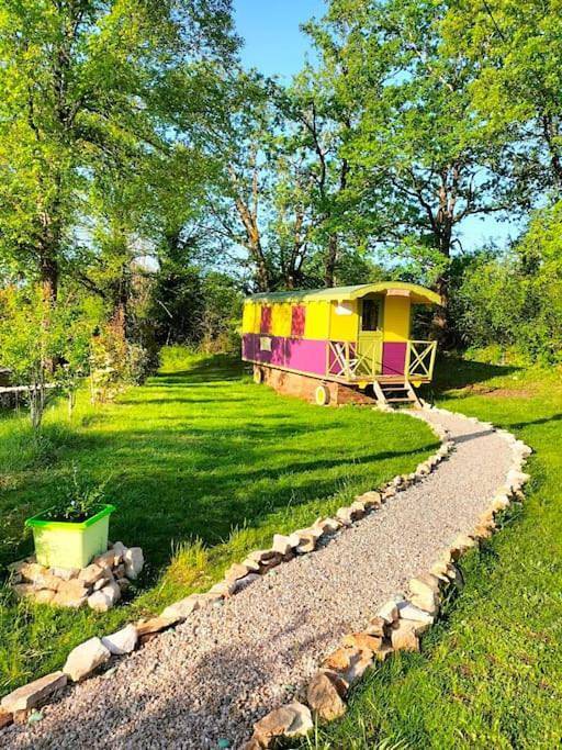 One-Bedroom House in Issendolus, Quercy