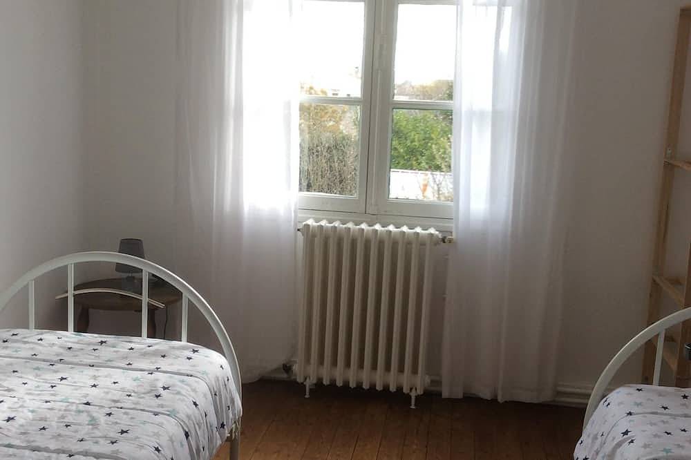 Super 3* House & Garden in Fouras (Fort Boyard) - 4 Bedrooms - Near beaches in Fouras, Region de Rochefort