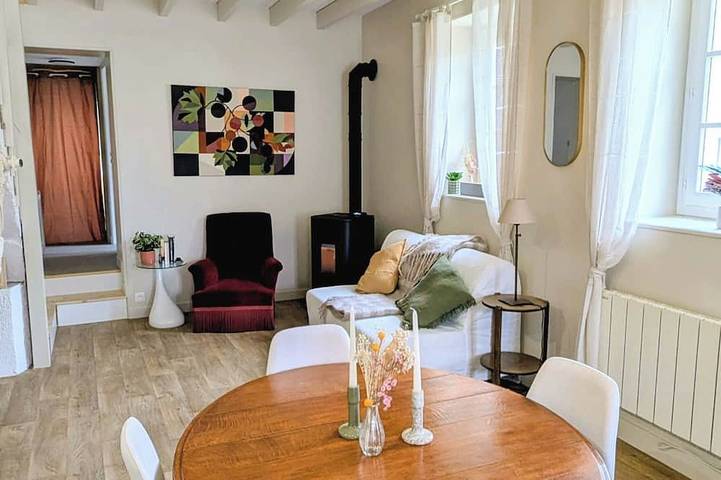 Location de vacances pour 6 personnes, avec balcon dans Deux Rivières